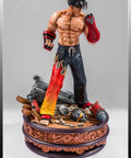 Jin Kazama - TEKKEN 3 (Exclusive) (TKJKBX012.jpg)