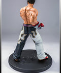 Jin Kazama - TEKKEN 5 (Regular) (TKJKWR004.jpg)