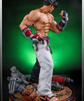 Jin Kazama - TEKKEN 5 (Exclusive) (TKJKWX022.jpg)