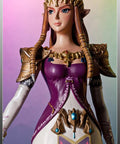 Zelda (ZZEL011.jpg)
