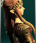 Zelda (ZZEL057.jpg)