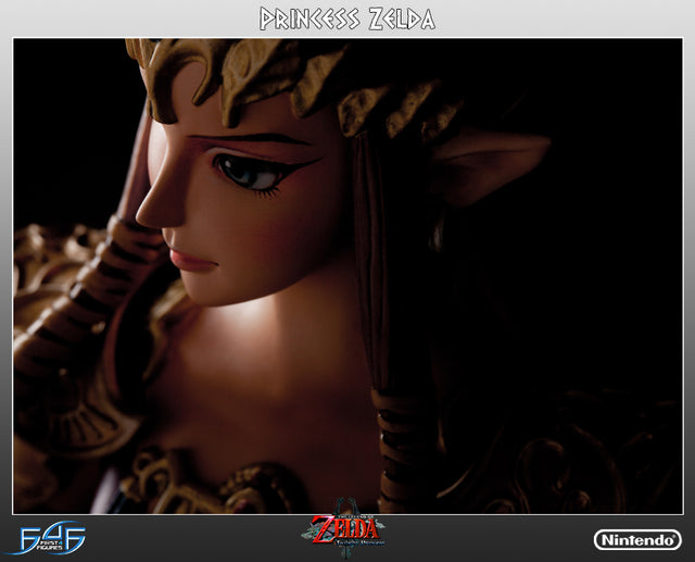 Zelda (ZZEL061.jpg)