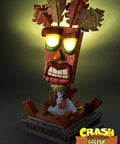 Golden Aku Aku Mask (aku_vertical_golden_03.jpg)