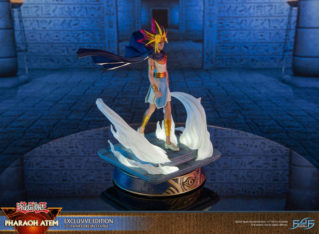 Yu-Gi-Oh! - Pharaoh Atem (Exclusive Edition) (atemex_01.jpg)