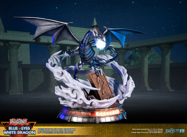 Yu-Gi-Oh! – Blue-Eyes White Dragon (Definitive Silver Edition) (bewd-silverdef-web-27.jpg)