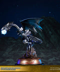 Yu-Gi-Oh! – Blue-Eyes White Dragon (Exclusive Silver Edition) (bewd-silverexc-web-07.jpg)