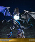 Yu-Gi-Oh! – Blue-Eyes White Dragon (Exclusive Silver Edition) (bewd-silverexc-web-16.jpg)