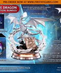 Yu-Gi-Oh! – Blue-Eyes White Dragon (Definitive White Edition Triple Pack) (bewd-whitedefx3-web-01.jpg)