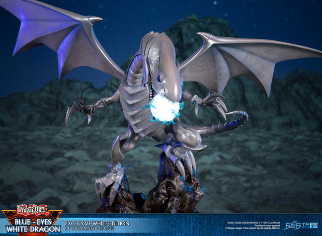 Yu-Gi-Oh! – Blue-Eyes White Dragon (Exclusive White Edition) (bewd-whiteexc-web-11.jpg)