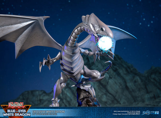 Yu-Gi-Oh! – Blue-Eyes White Dragon (Exclusive White Edition) (bewd-whiteexc-web-14.jpg)