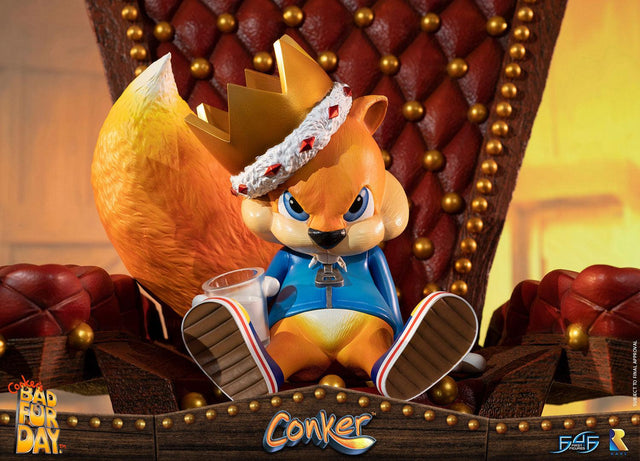 Conker: Conker's Bad Fur Day – Conker Standard Edition (conker_standard-h-03.jpg)