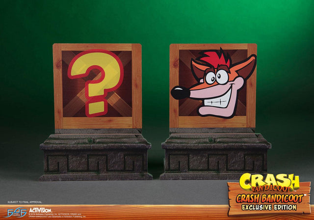 Crash Bandicoot (Exclusive) (crash-resin-horizontal-exc_04.jpg)