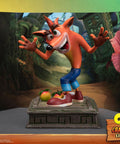 Crash Bandicoot (Exclusive) (crash-resin-horizontal-exc_10.jpg)