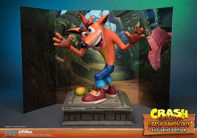 Crash Bandicoot (Exclusive) (crash-resin-horizontal-exc_12.jpg)
