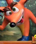 Crash Bandicoot (Exclusive) (crash-resin-horizontal-exc_17.jpg)