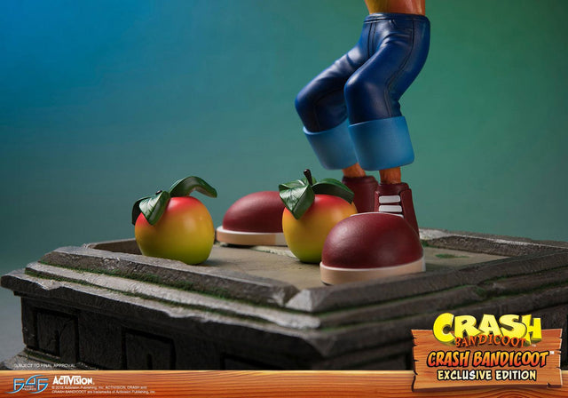 Crash Bandicoot (Exclusive) (crash-resin-horizontal-exc_18.jpg)