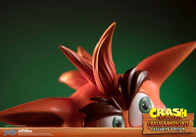 Crash Bandicoot (Exclusive) (crash-resin-horizontal-exc_20.jpg)