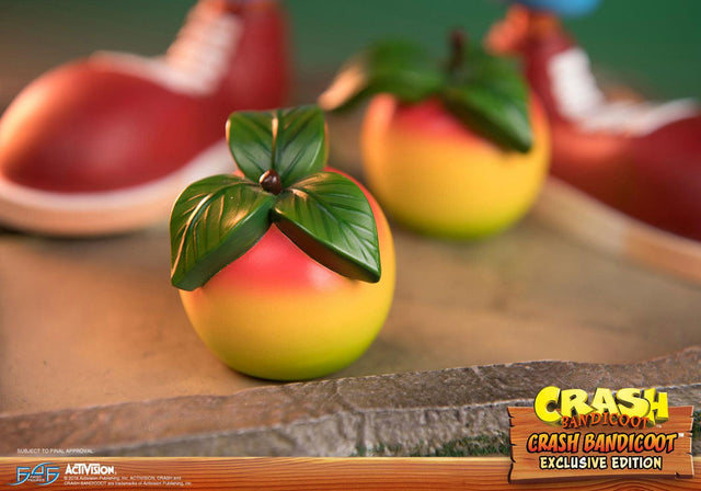 Crash Bandicoot (Exclusive) (crash-resin-horizontal-exc_21.jpg)