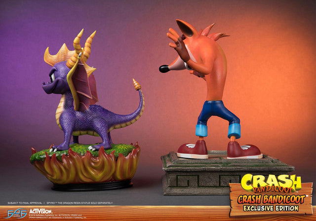 Crash Bandicoot (Exclusive) (crash-resin-horizontal-exc_28.jpg)