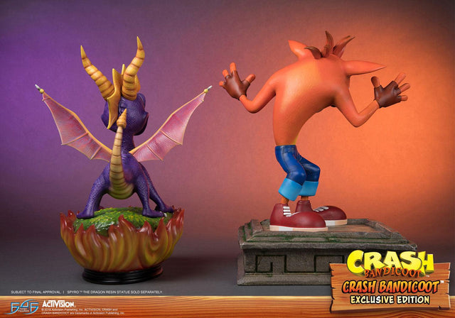 Crash Bandicoot (Exclusive) (crash-resin-horizontal-exc_29.jpg)