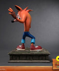 Crash Bandicoot (Exclusive) (crash-resin-horizontal-exc_35.jpg)