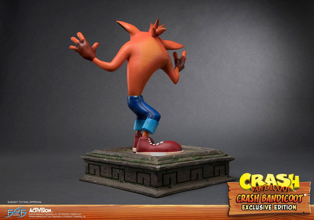 Crash Bandicoot (Exclusive) (crash-resin-horizontal-exc_36.jpg)