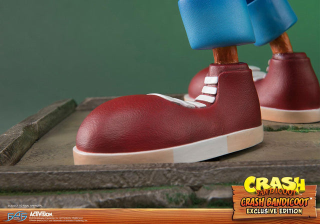 Crash Bandicoot (Exclusive) (crash-resin-horizontal-exc_42.jpg)