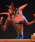 Crash Bandicoot (Exclusive) (crash-resin-horizontal-exc_51.jpg)