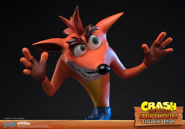 Crash Bandicoot (Exclusive) (crash-resin-horizontal-exc_51.jpg)