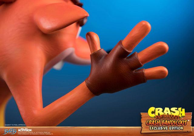 Crash Bandicoot (Exclusive) (crash-resin-horizontal-exc_54.jpg)