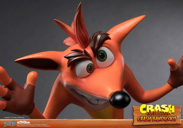 Crash Bandicoot (Regular) (crash-resin-horizontal-reg_10.jpg)