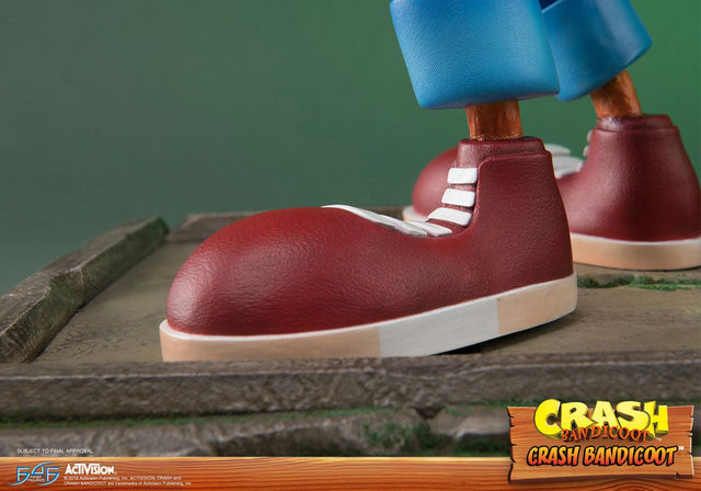 Crash Bandicoot (Regular) (crash-resin-horizontal-reg_11.jpg)