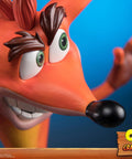 Crash Bandicoot (Regular) (crash-resin-horizontal-reg_24.jpg)