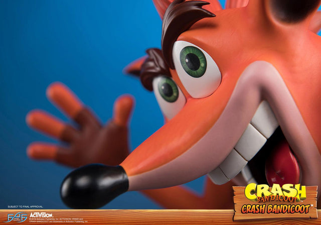 Crash Bandicoot (Regular) (crash-resin-horizontal-reg_25.jpg)