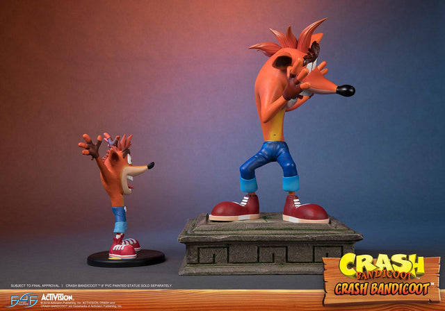 Crash Bandicoot (Regular) (crash-resin-horizontal-reg_28.jpg)