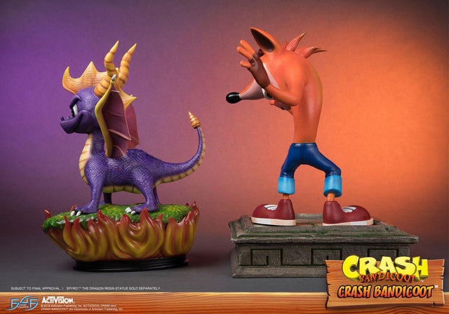 Crash Bandicoot (Regular) (crash-resin-horizontal-reg_30.jpg)