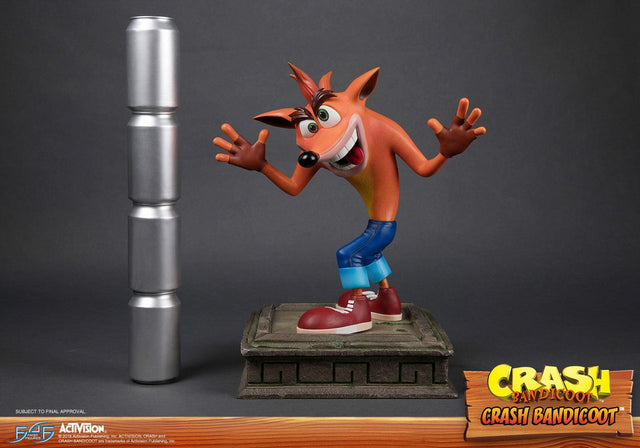 Crash Bandicoot (Regular) (crash-resin-horizontal-reg_35.jpg)