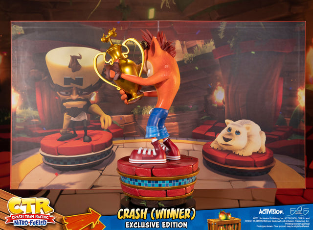 Crash Team Racing™ Nitro-Fueled – Crash (Winner) (Exclusive Edition) (crashwinner_exc04.jpg)