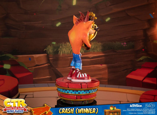 Crash Team Racing™ Nitro-Fueled – Crash (Winner) (Standard Edition) (crashwinner_stn06.jpg)