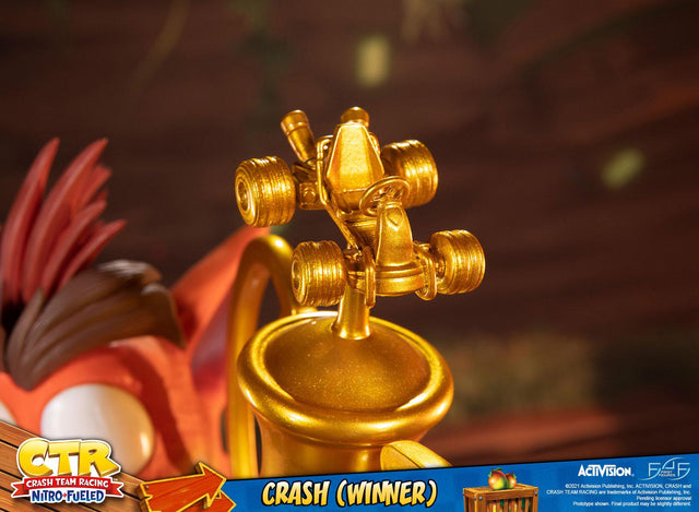 Crash Team Racing™ Nitro-Fueled – Crash (Winner) (Standard Edition) (crashwinner_stn18.jpg)