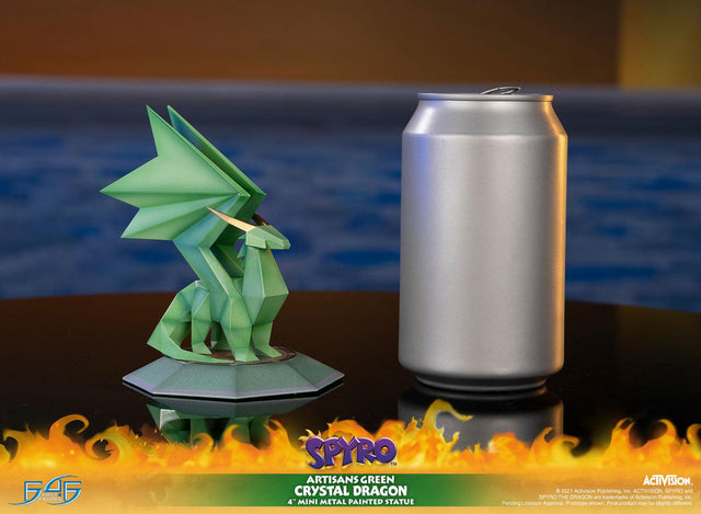 Spyro™ the Dragon - Artisans Green Crystal Dragon (crystaldragon_artisangreen-09.jpg)