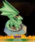 Spyro™ the Dragon - Artisans Green Crystal Dragon (crystaldragon_artisangreen-12.jpg)