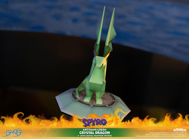 Spyro™ the Dragon - Artisans Green Crystal Dragon (crystaldragon_artisangreen-17.jpg)