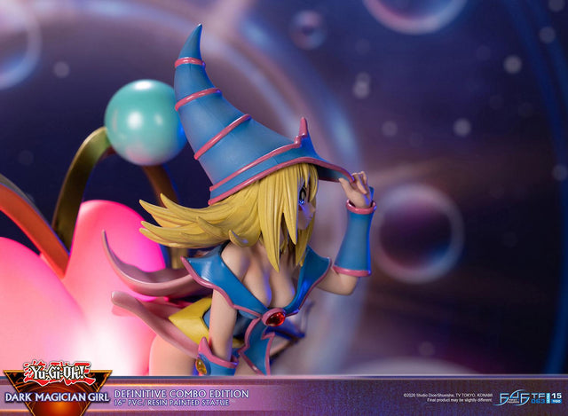 Yu-Gi-Oh! - Dark Magician Girl (Definitive Combo Edition) (dmg_de_26.jpg)