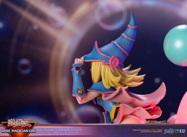 Yu-Gi-Oh! - Dark Magician Girl (Definitive Combo Edition) (dmg_de_28.jpg)