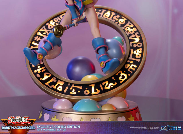 Yu-Gi-Oh! - Dark Magician Girl (Exclusive Combo Edition) (dmg_ex_19.jpg)