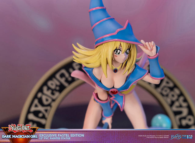 Yu-Gi-Oh! - Dark Magician Girl Exclusive (Pastel Edition) (dmg_st_10_1.jpg)
