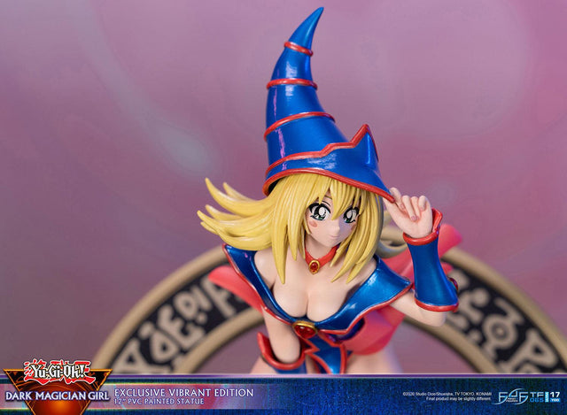 Yu-Gi-Oh! - Dark Magician Girl Exclusive (Vibrant Edition) (dmg_virst_10_1.jpg)