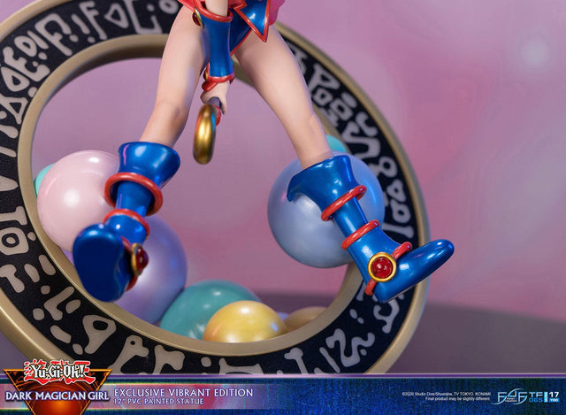 Yu-Gi-Oh! - Dark Magician Girl Exclusive (Vibrant Edition) (dmg_virst_11s.jpg)