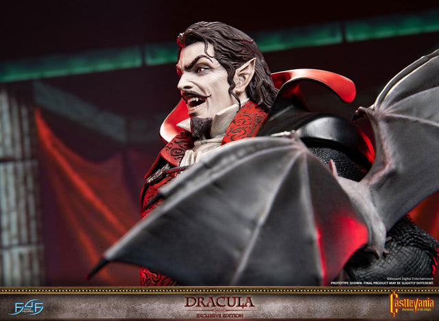 Castlevania: Symphony of the Night - Dracula Exclusive Edition (dracula_exc_h11.jpg)